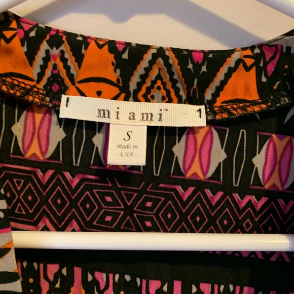 Shawl - Picture 2 of 3